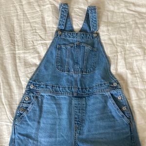 DENIM Bibbed Slouchy Overalls Old Navy size 10 100% cotton
